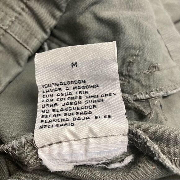 ASHLEY OUTERWEAR Women’s Army Green Vest Size Medium Zipper Closure - Picture 4 of 9